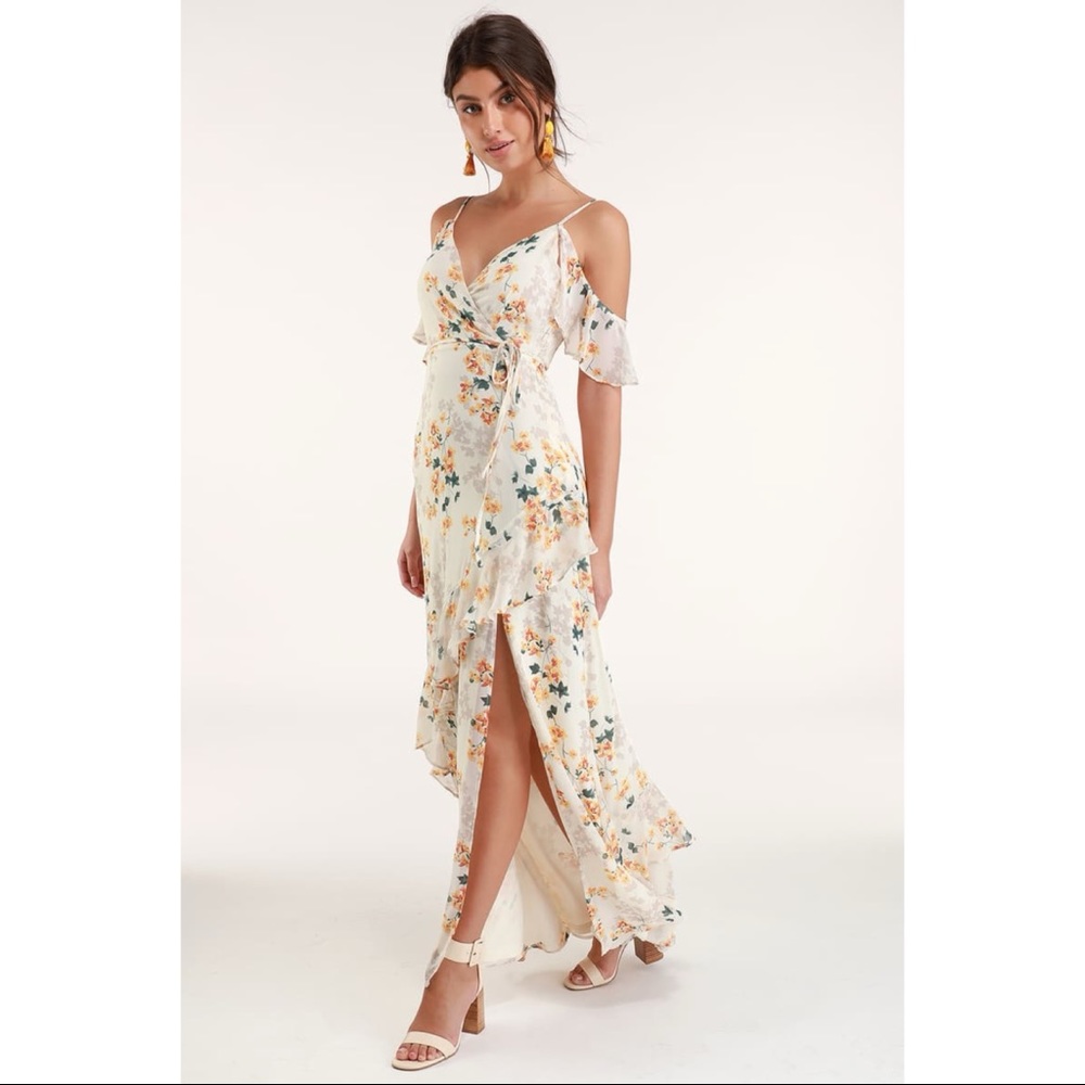 NWOT Lulus Shadow Blooms Cream Floral Print Ruffled Maxi Dress XS Small - Picture 4 of 16